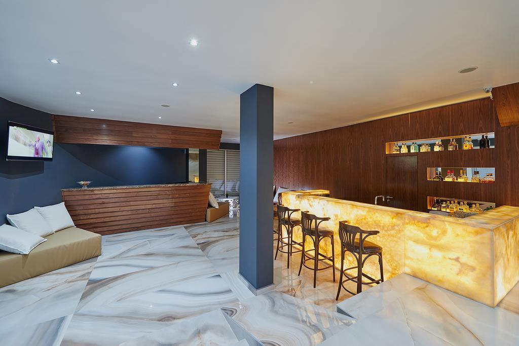 Aparthotel Botabara Del Mar Boutique à Pomorie Extérieur photo