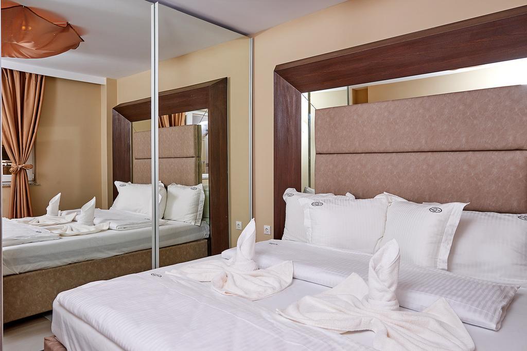 Aparthotel Botabara Del Mar Boutique à Pomorie Extérieur photo