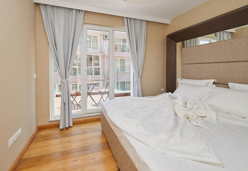 Aparthotel Botabara Del Mar Boutique à Pomorie Extérieur photo